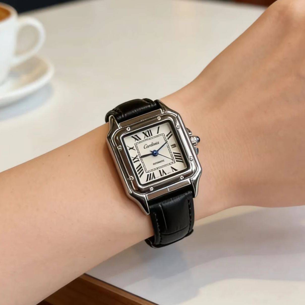 Cartier Watch Tank - Женские кварцевые часы в стиле ретро