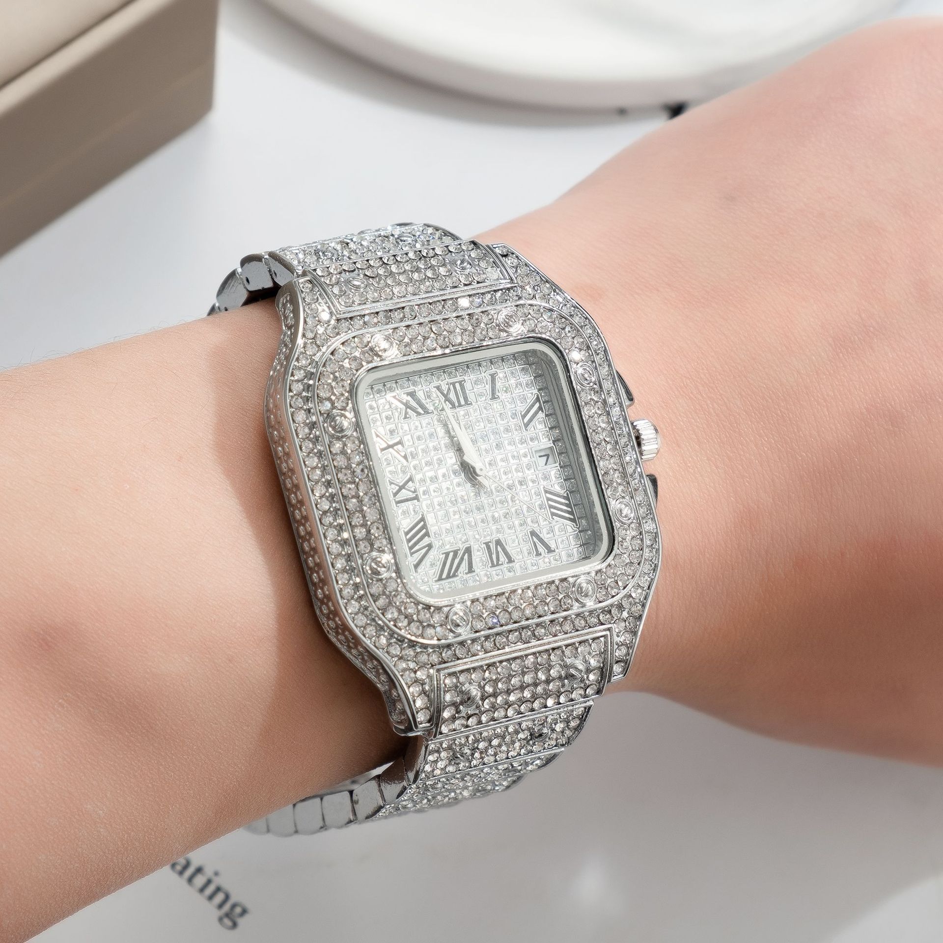 Часы UTHAI L77 для мужчин, мод – обзор и цена Cartier Watch Tank