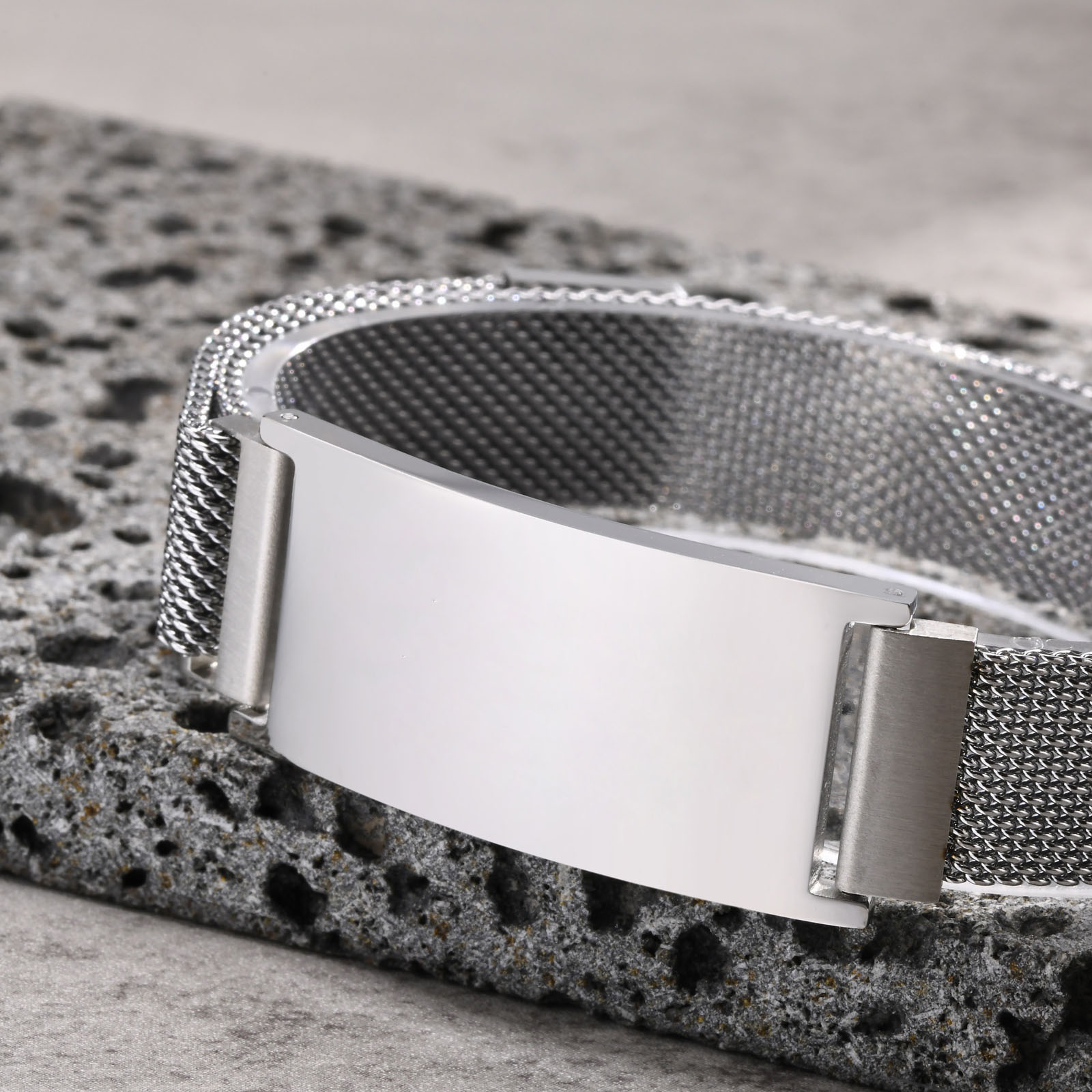 Массивные браслеты с магнитным – обзор и цена Mesh Strap Metal