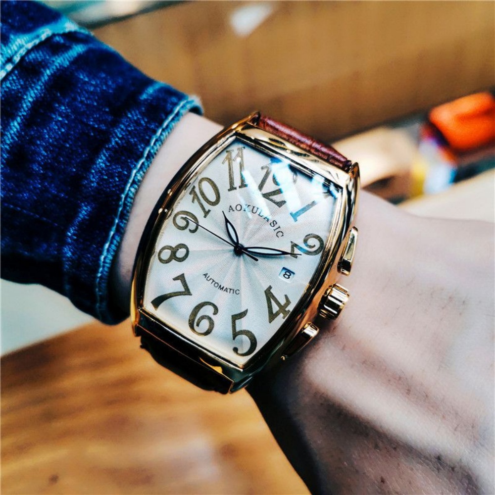 Роскошные мужские механические – обзор и цена Cartier Watch Tank